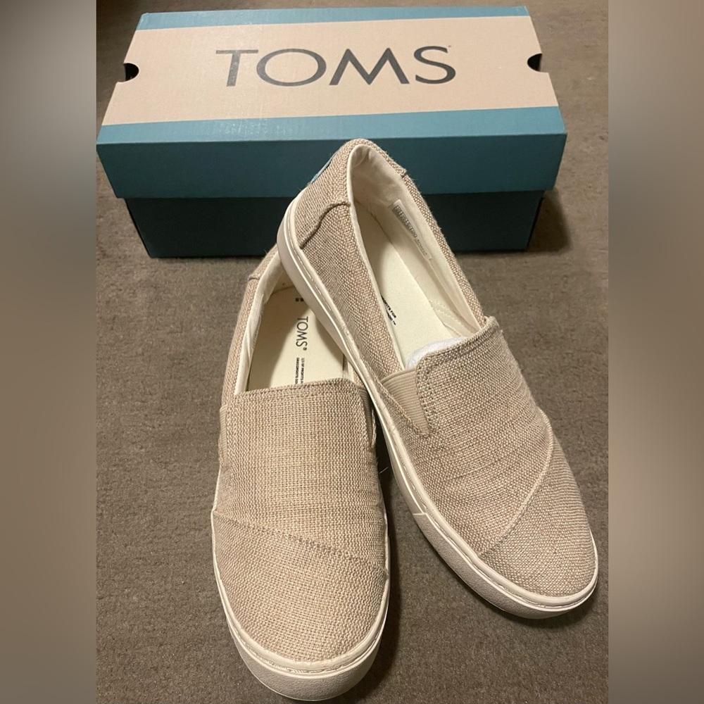 Women’s Toms Shoes